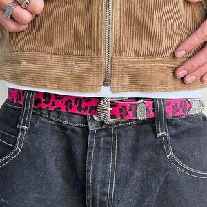 vintage style pink cheetah fur american western design belt